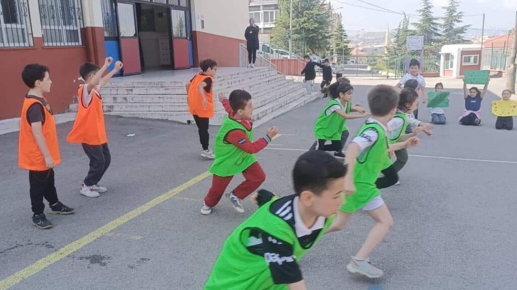 Primary school Karacaoglan Primary School, Ankara, photo