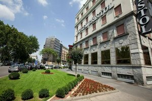 Гостиница Hotel Bristol в Милане
