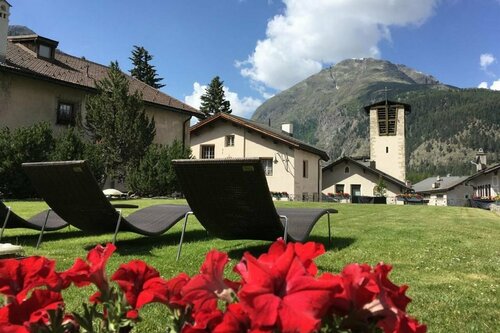 Внешний вид отеля Schweizerhof Pontresina в Понтрезине, фото 5