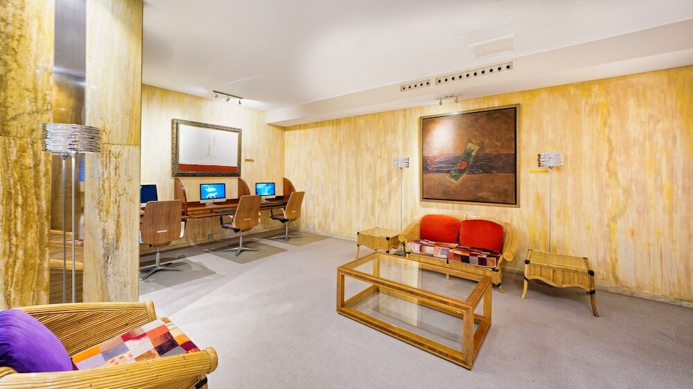 Фото Отель Bull Reina Isabel & Spa