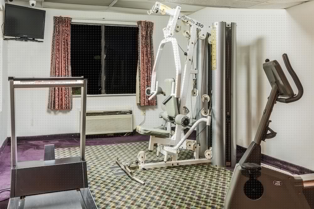 Фото Super 8 by Wyndham Garland North Dallas Area