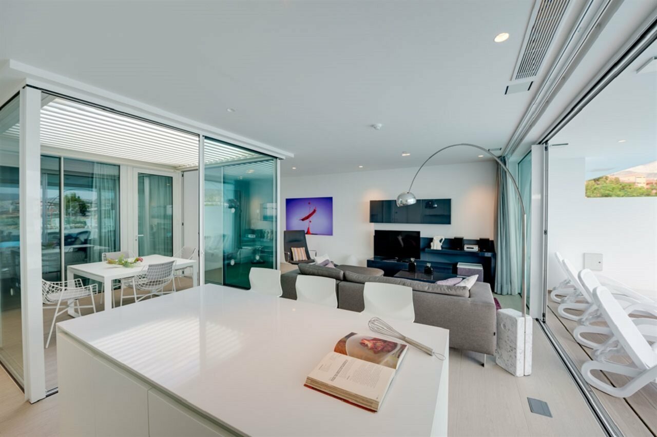 Фото Отель Baobab Suites