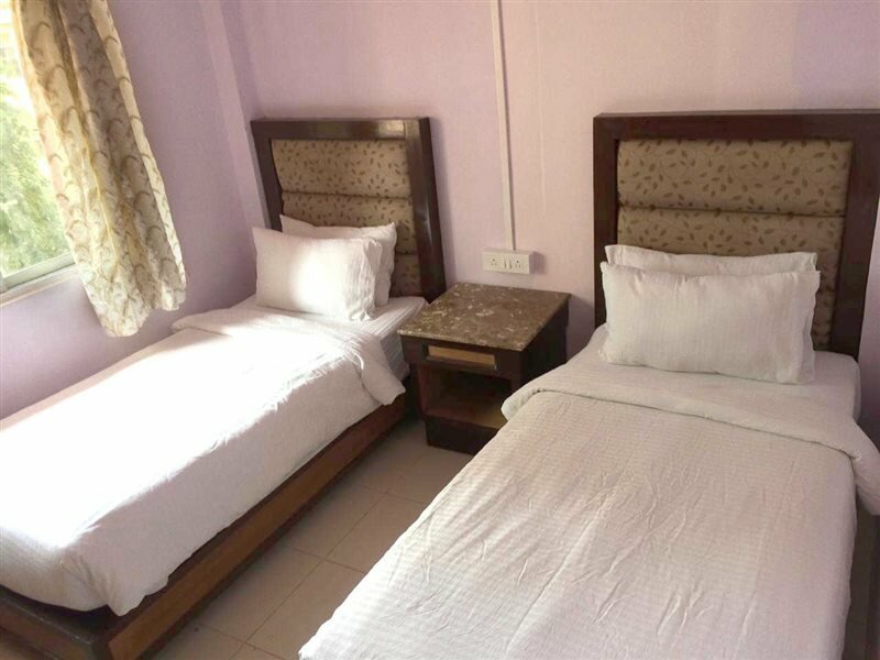 Фото Отель The Byke Suraj Plaza Veg