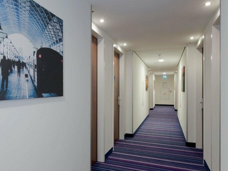 Фото Holiday Inn Express Amsterdam - Sloterdijk Station, an Ihg Hotel