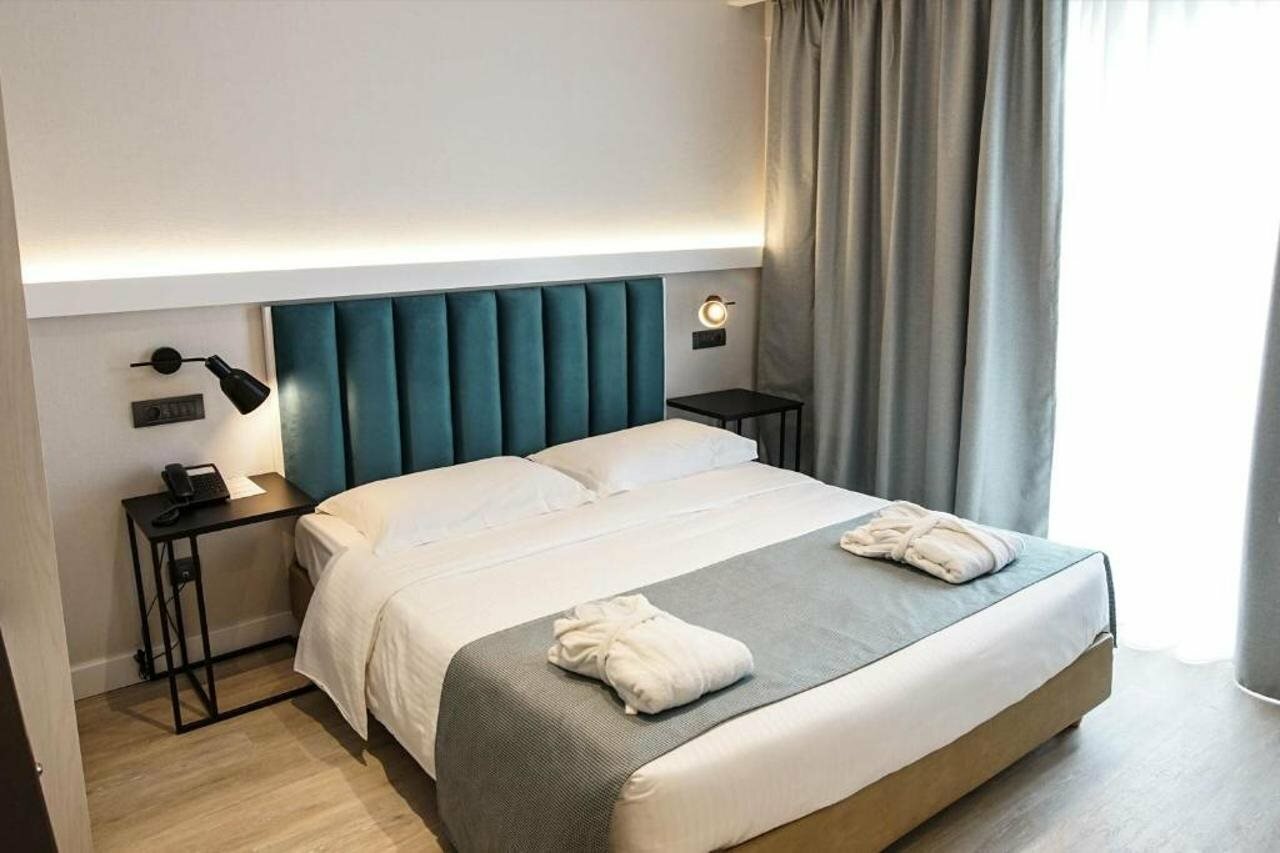 Фото Athens Cypria Hotel