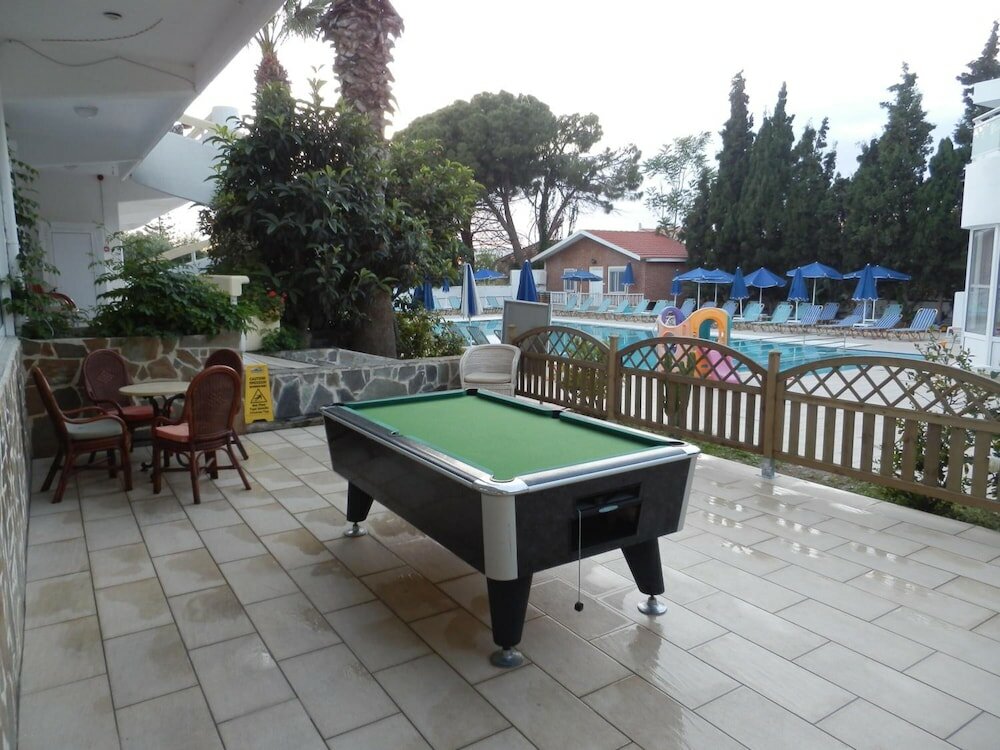 Фото Paleos Apartments