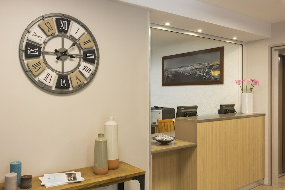 Фото Citadines Castellane Marseille