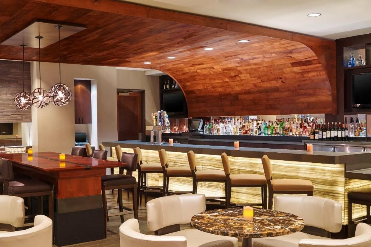 Фото DoubleTree by Hilton San Antonio Airport