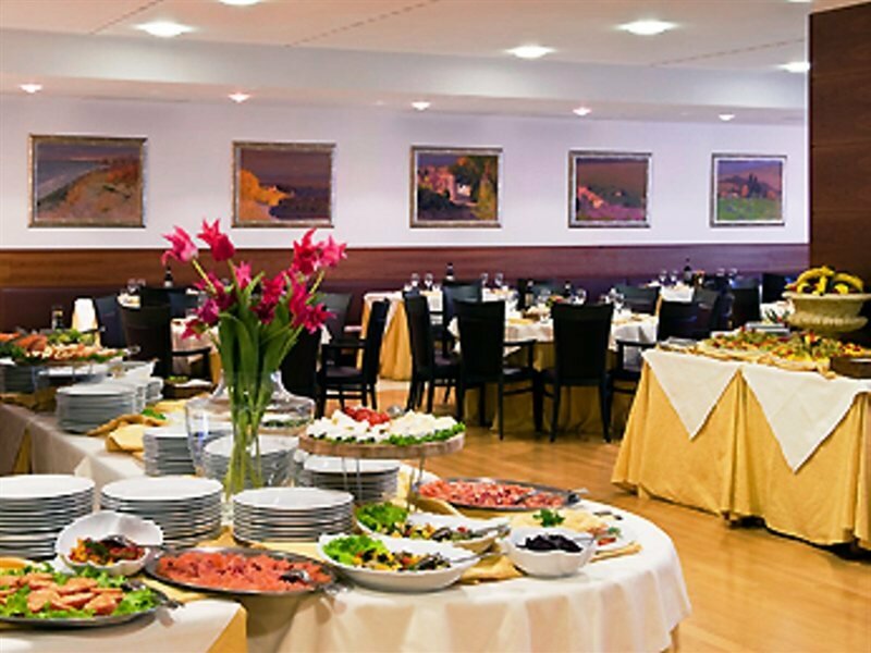 Фото Four Points by Sheraton Siena