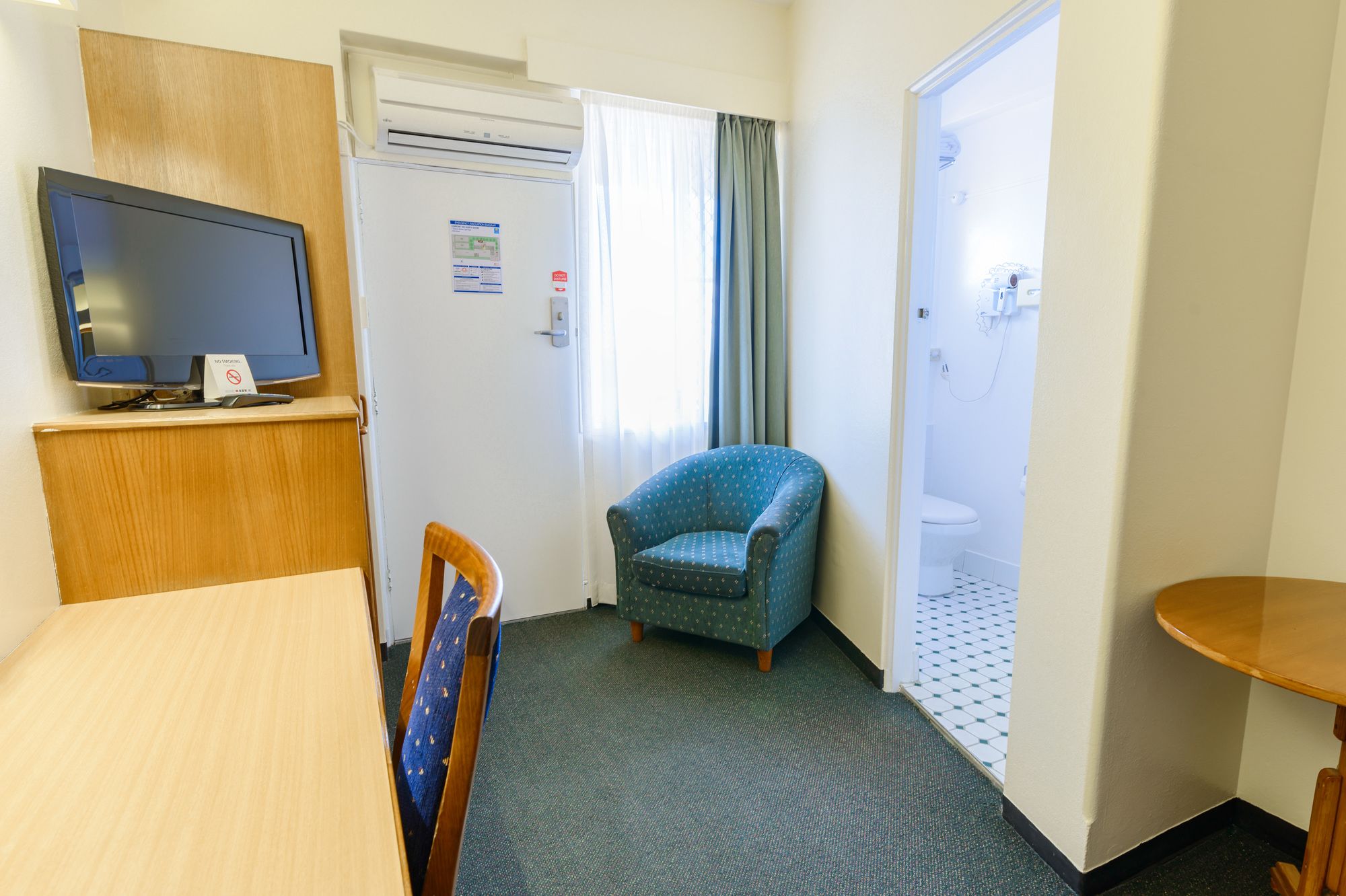 Фото Comfort Inn North Shore