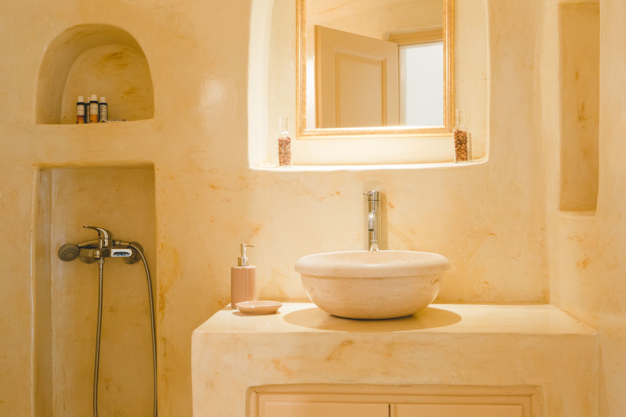 Фото Flora's House