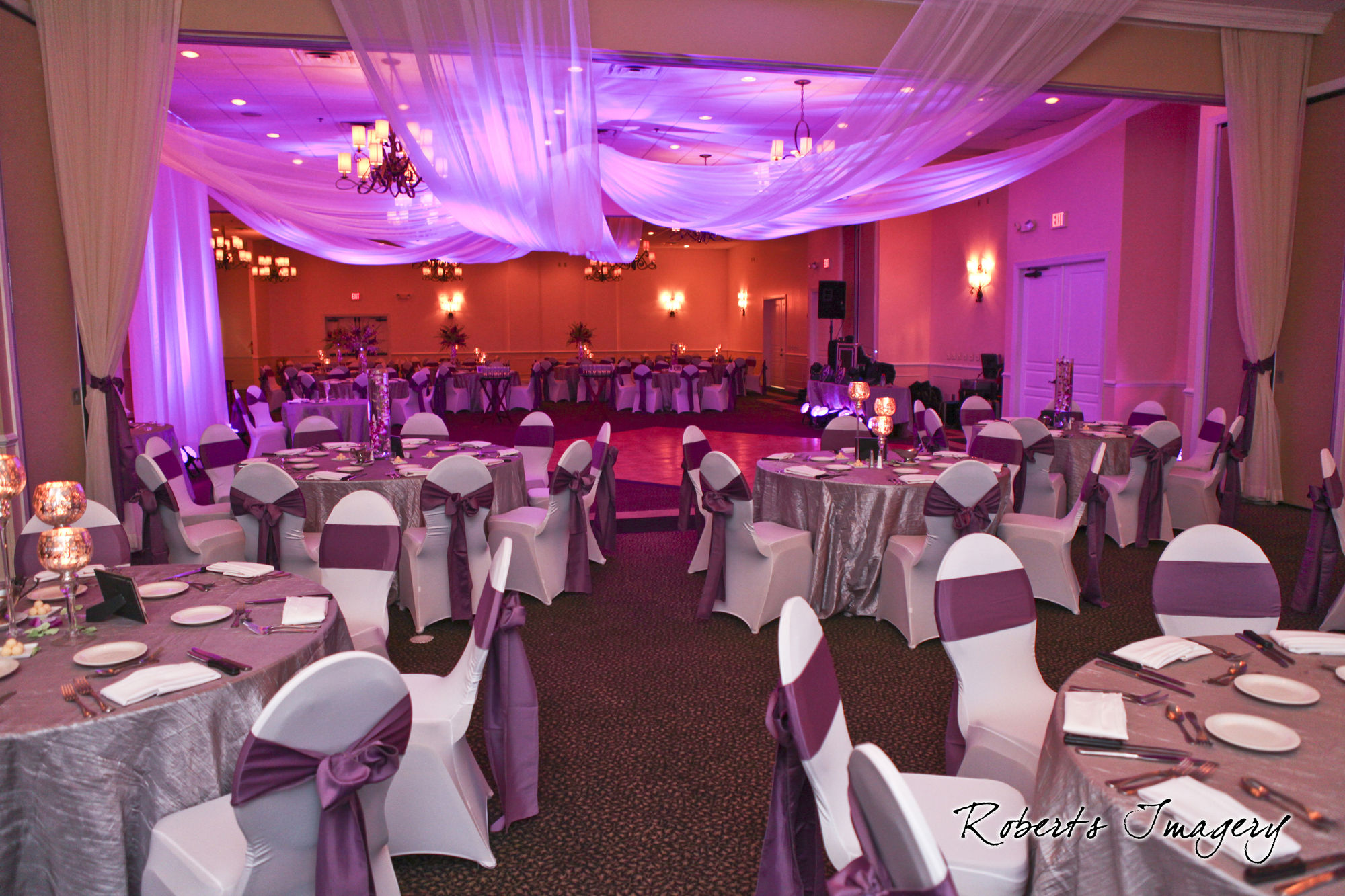 Фото Emerald Greens Hotel Condo Resort