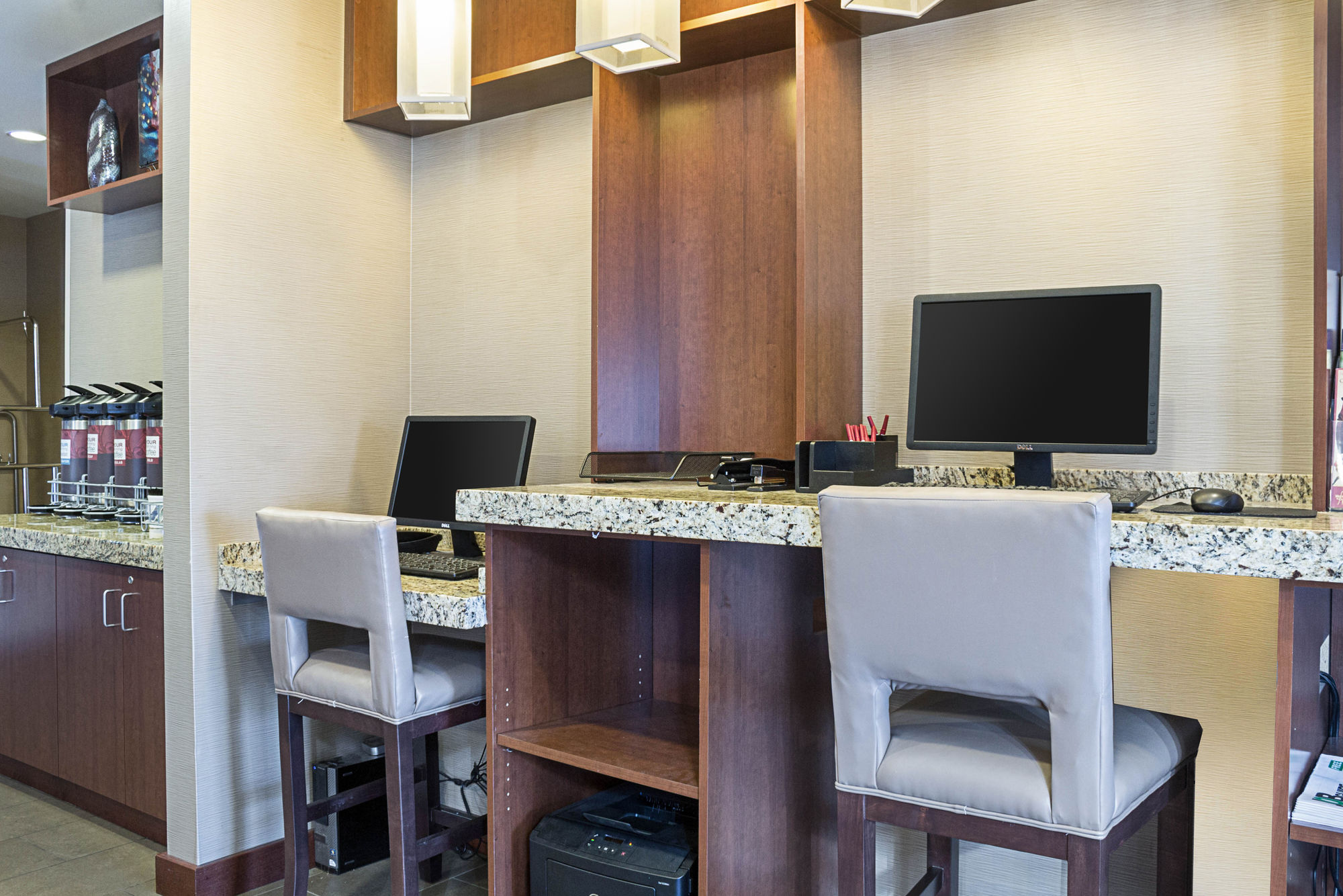 Фото Comfort Suites Medical Center