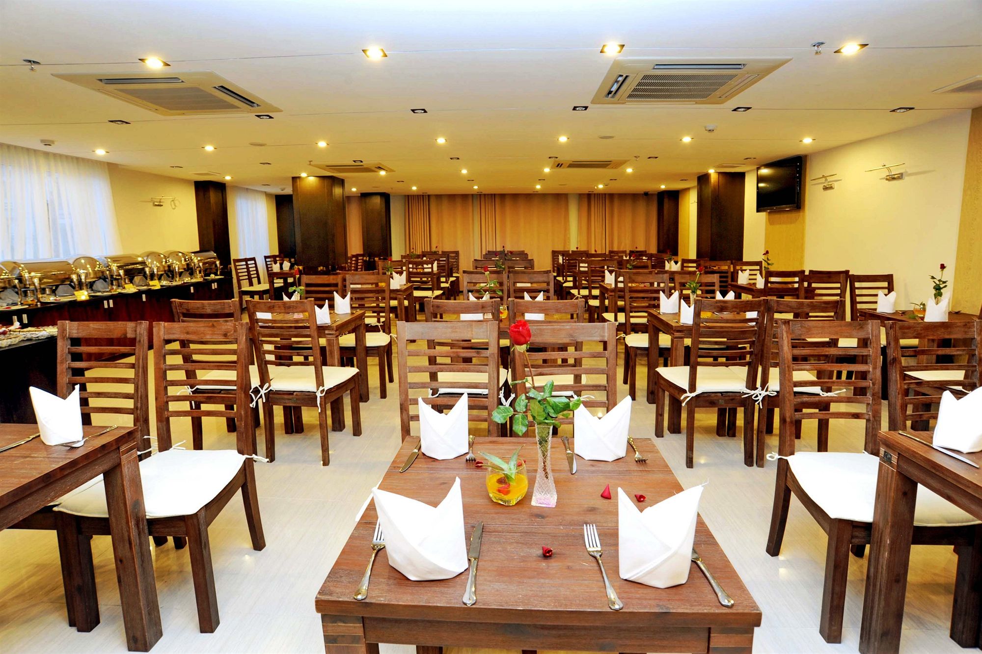 Фото Ha Noi Golden Hotel