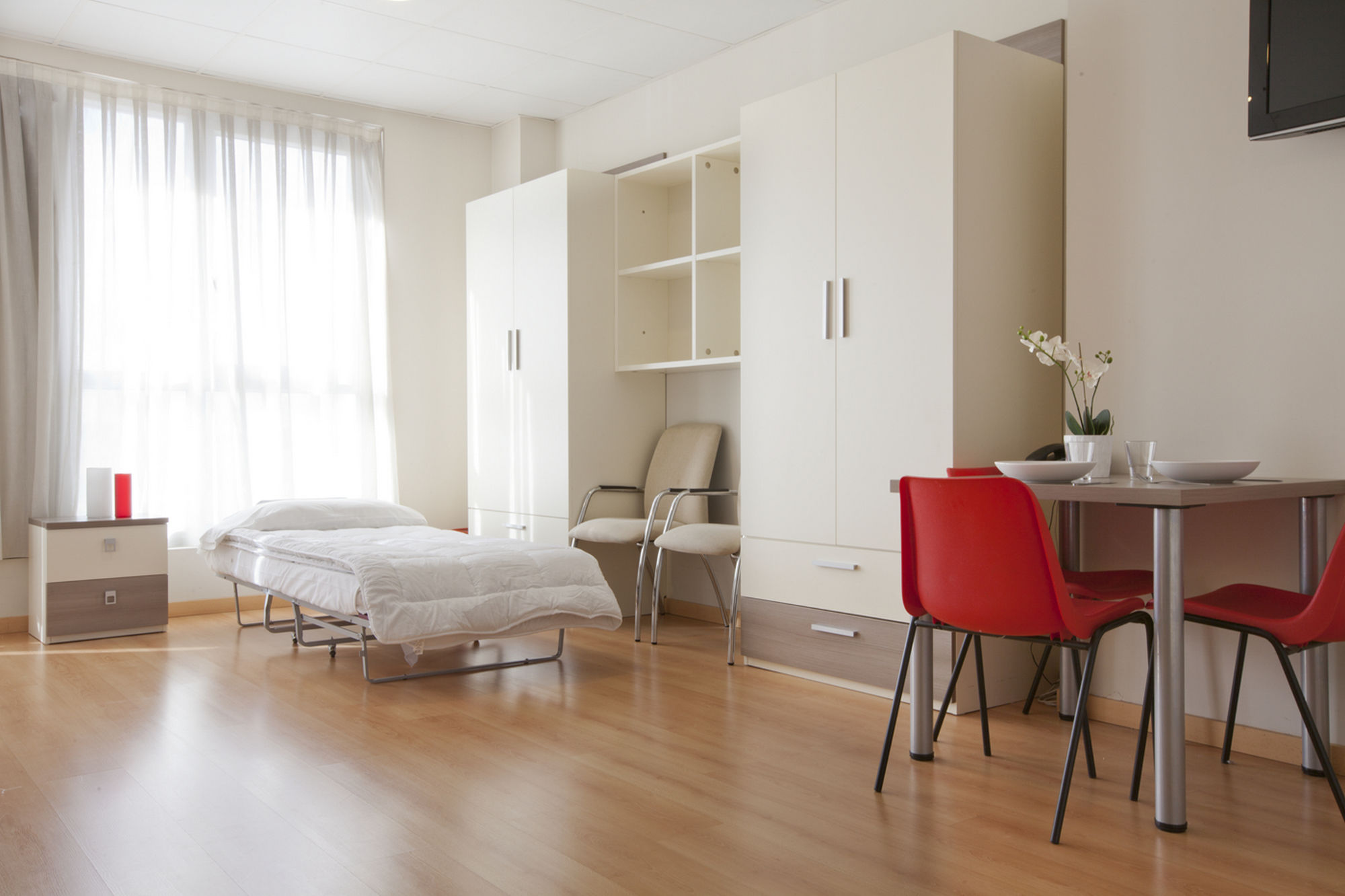 Фото Vertice Roomspace Madrid