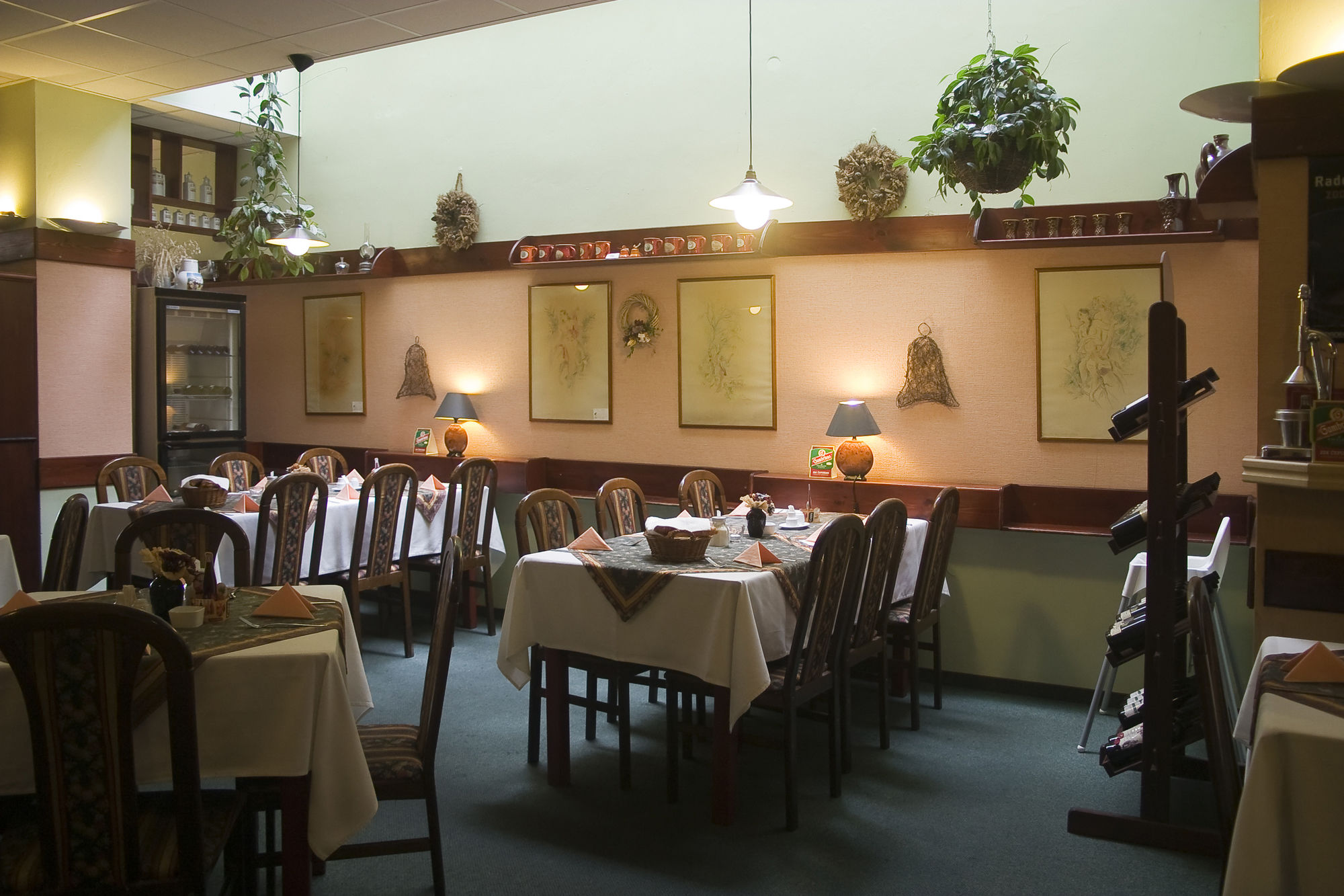 Фото At The Old Lady