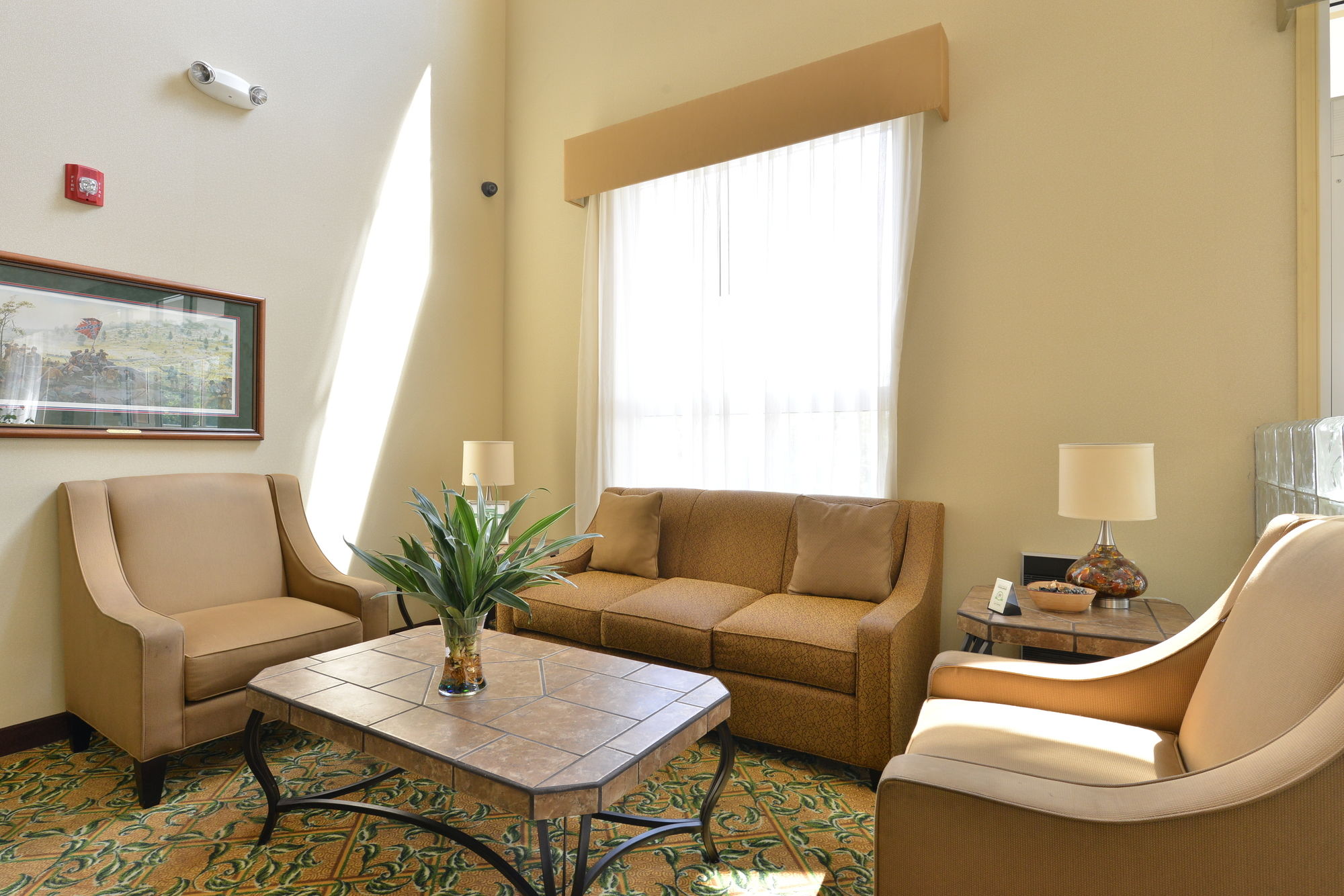 Фото Comfort Suites Near Gettysburg Battlefield Visitor Center