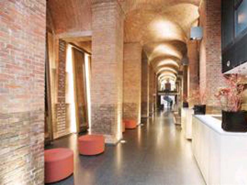 Фото Movenpick Hotel Hamburg