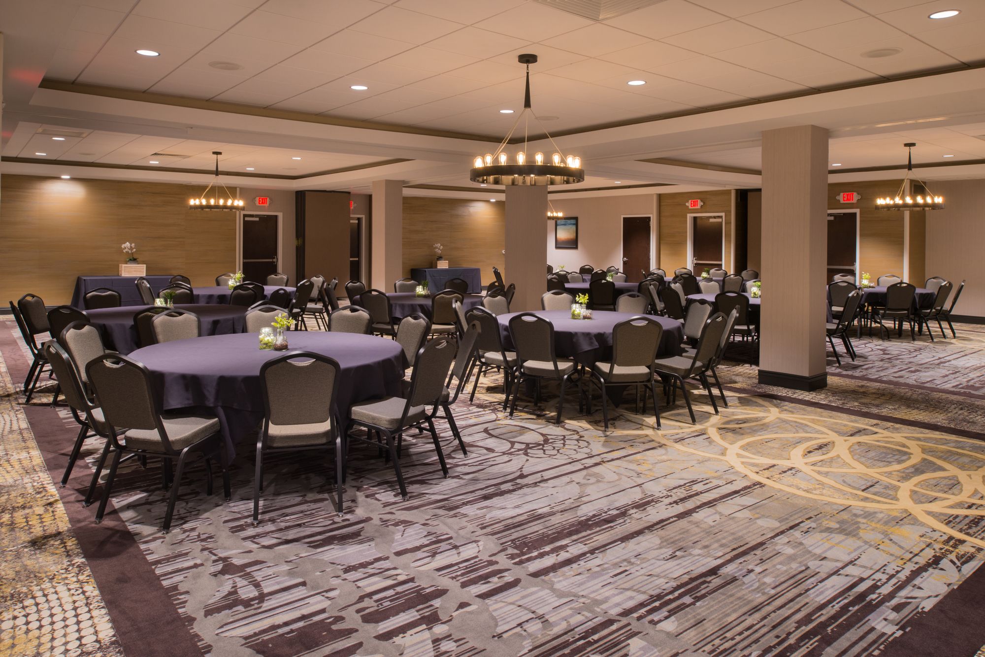 Фото DoubleTree by Hilton Raleigh Crabtree Valley