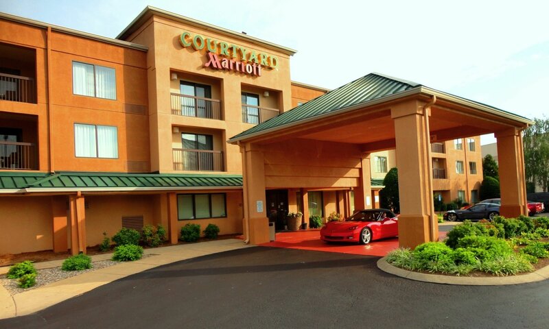 Гостиница Courtyard Bowling Green Convention Center в Боулинг Грин
