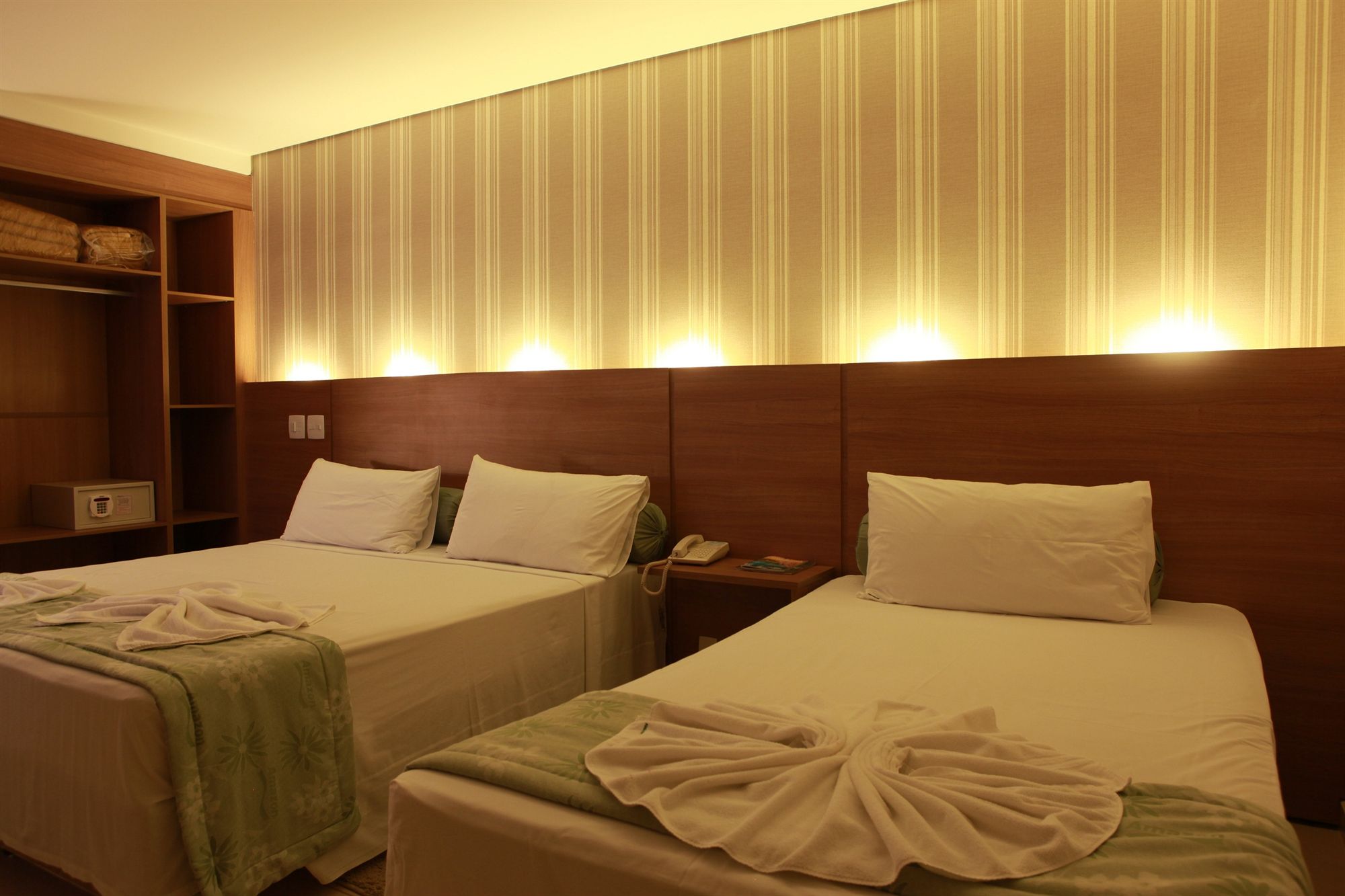 Фото Amazon Plaza Hotel