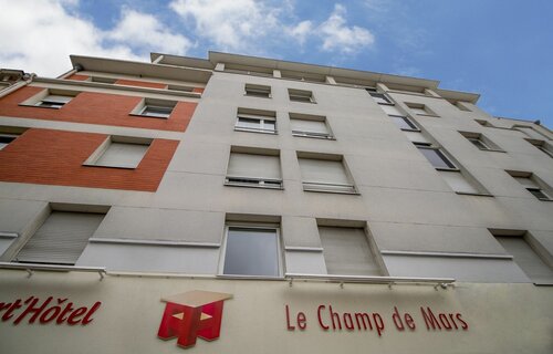Гостиница Kosy Appart’Hôtels Le Champ de Mars в Реймсе