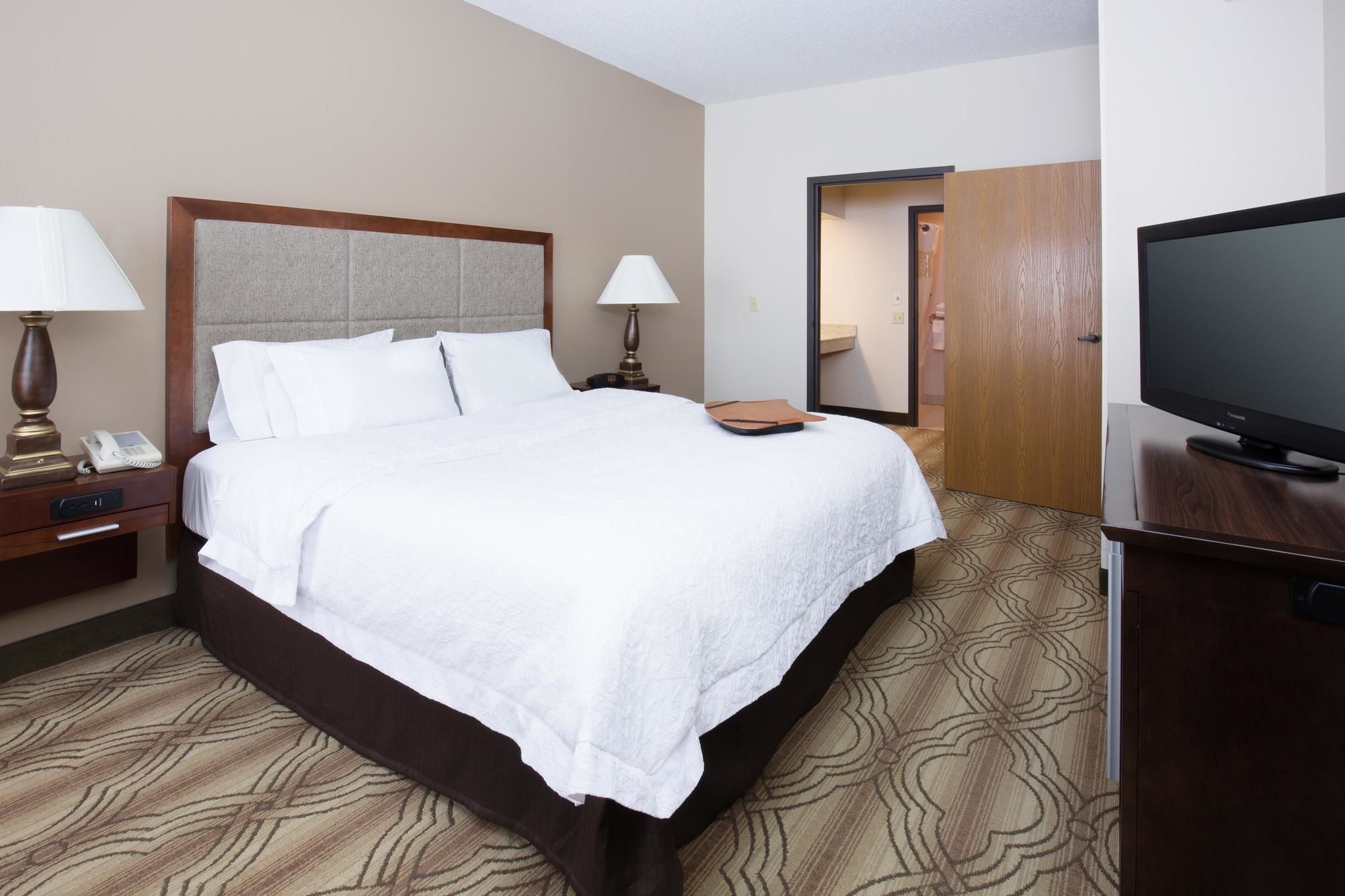 Фото Hampton Inn & Suites Ft. Wayne-North