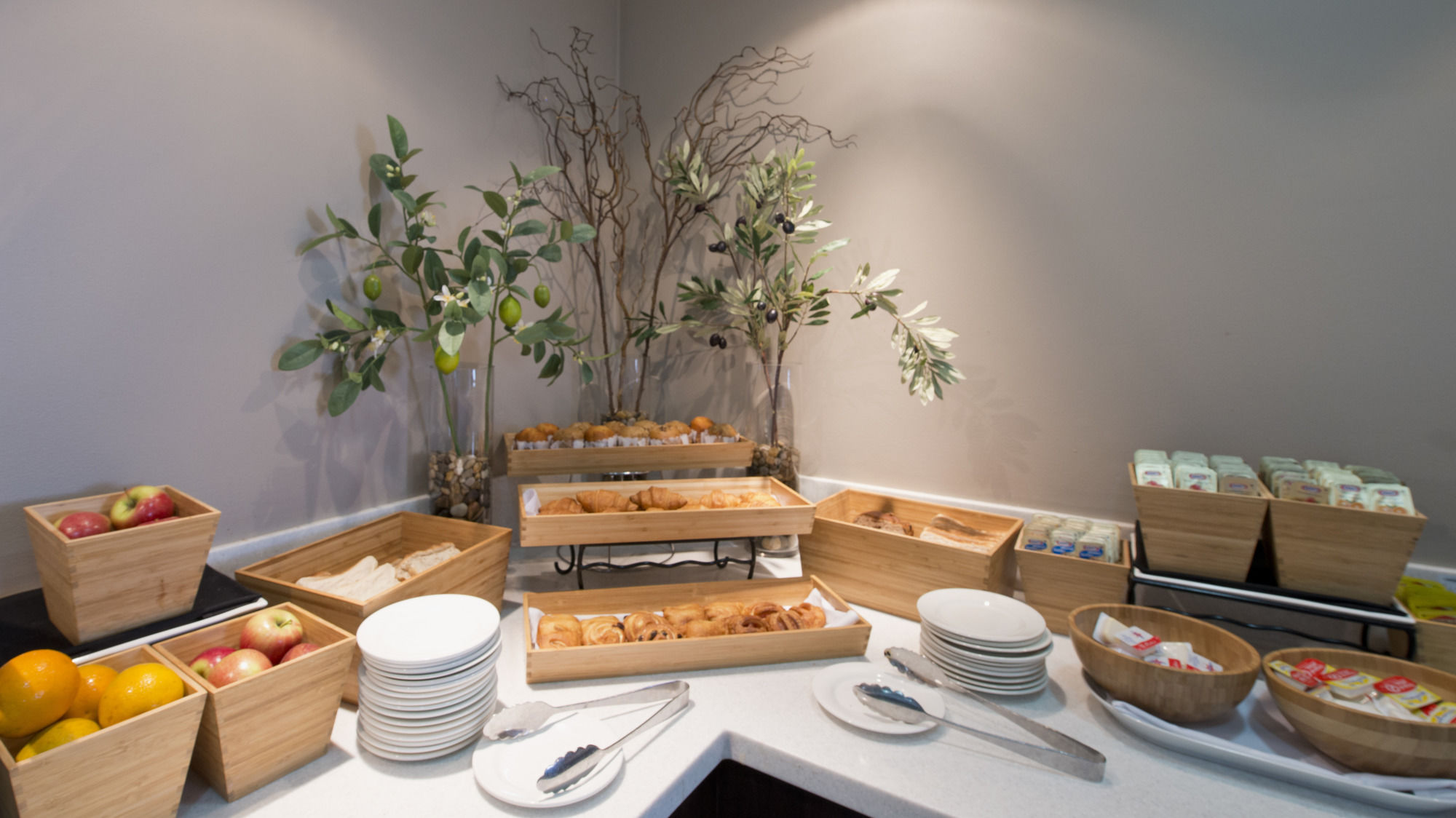 Фото Park Regis North Quay