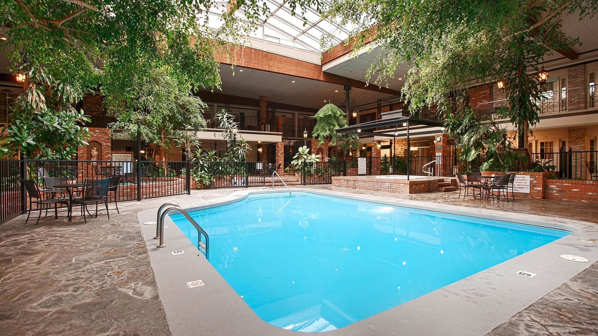 Фото Heritage Inn