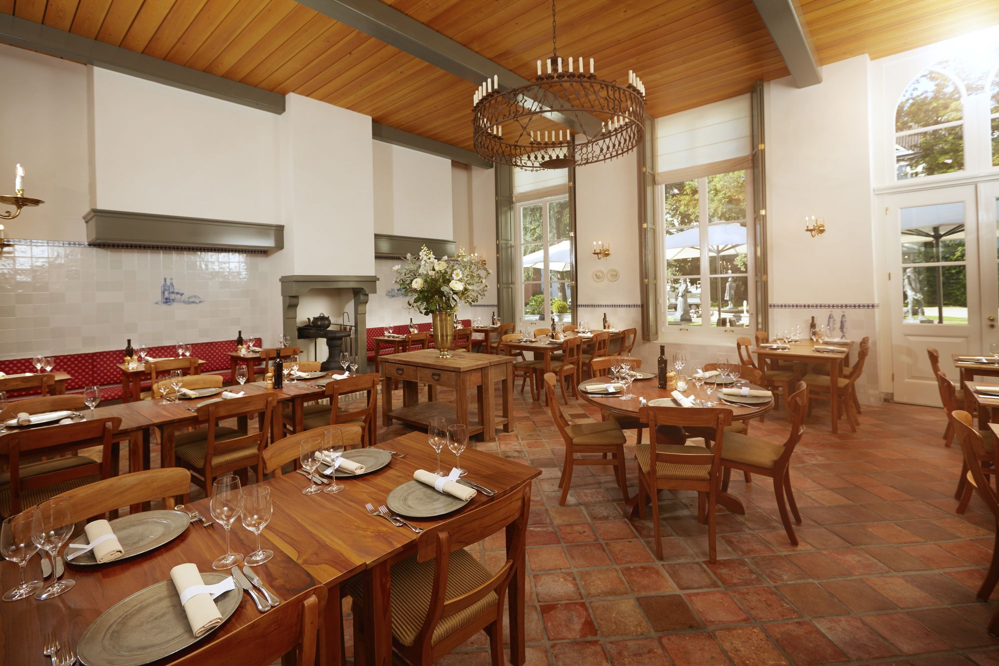 Фото Grand Hotel Karel V