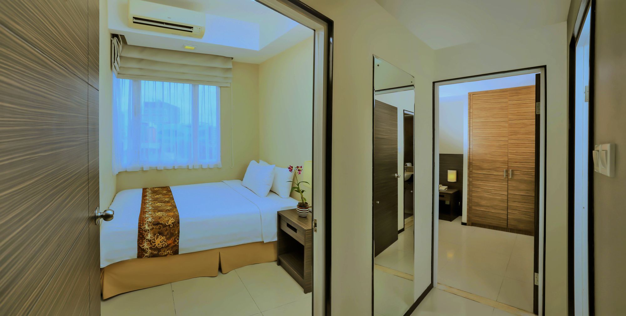 Фото Golden Tulip Balikpapan Hotel & Suites