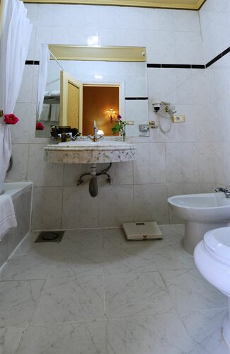 Гостиница Le Metropole Luxury Heritage Hotel Since 1902 by Paradise Inn Group в Мухафазе Александрия