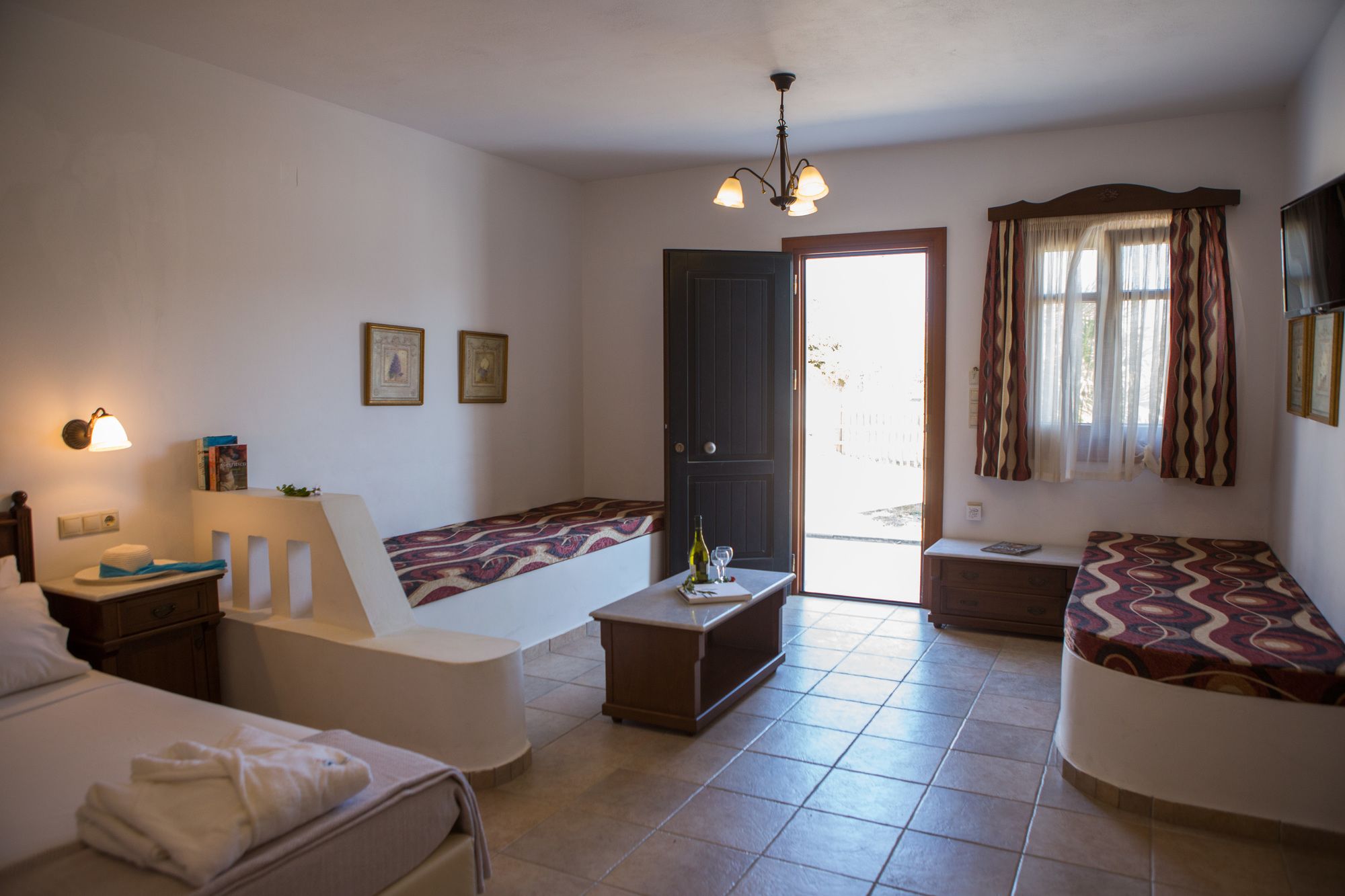 Фото Plaza Beach Hotel