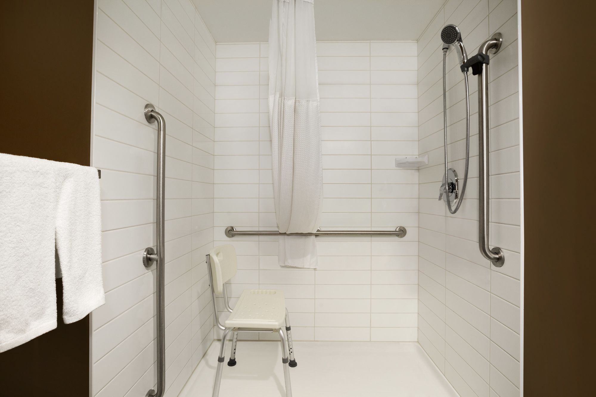 Фото Microtel Inn & Suites by Wyndham Lloydminster