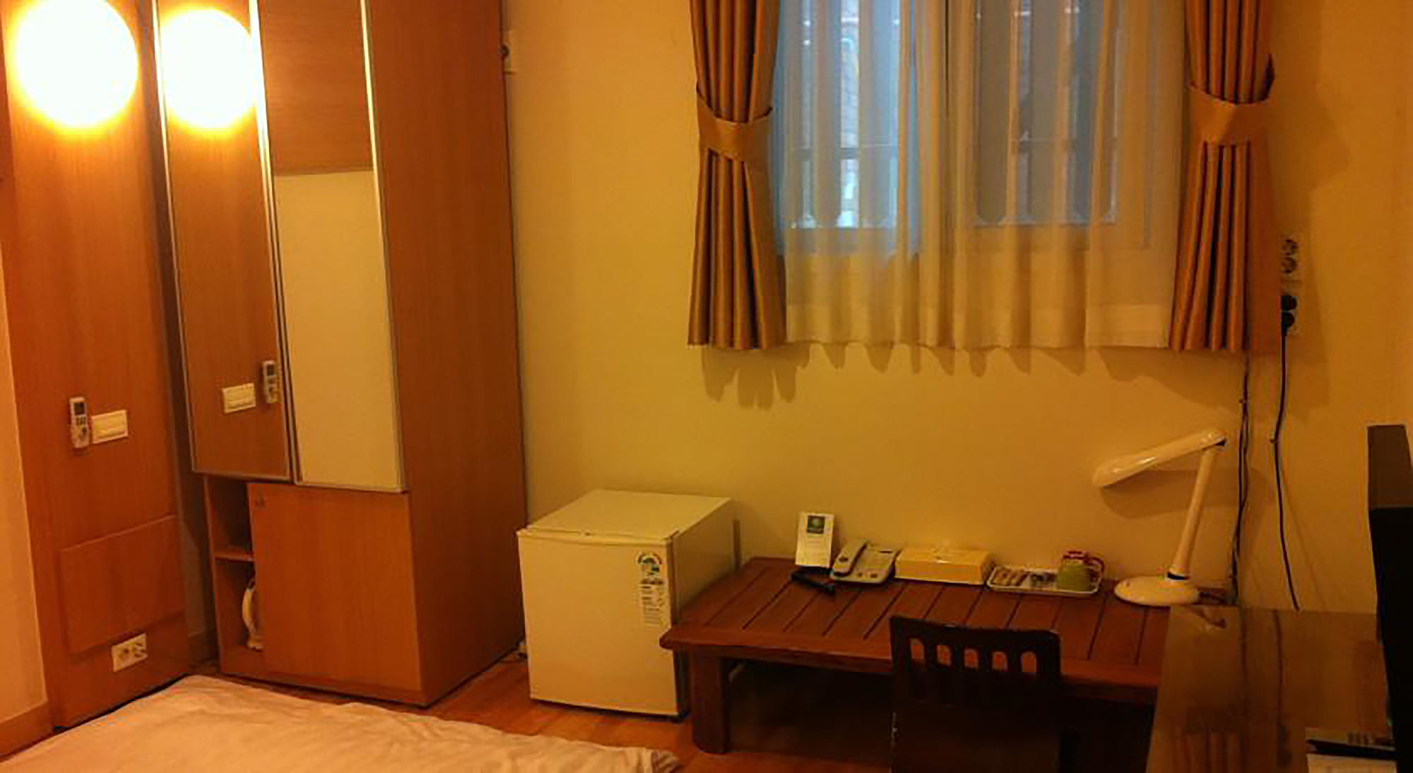 Фото Appletree Hotel