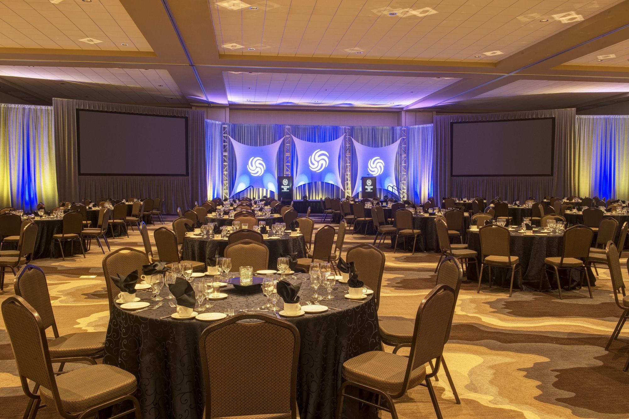 Фото Sheraton Mesa Hotel at Wrigleyville West