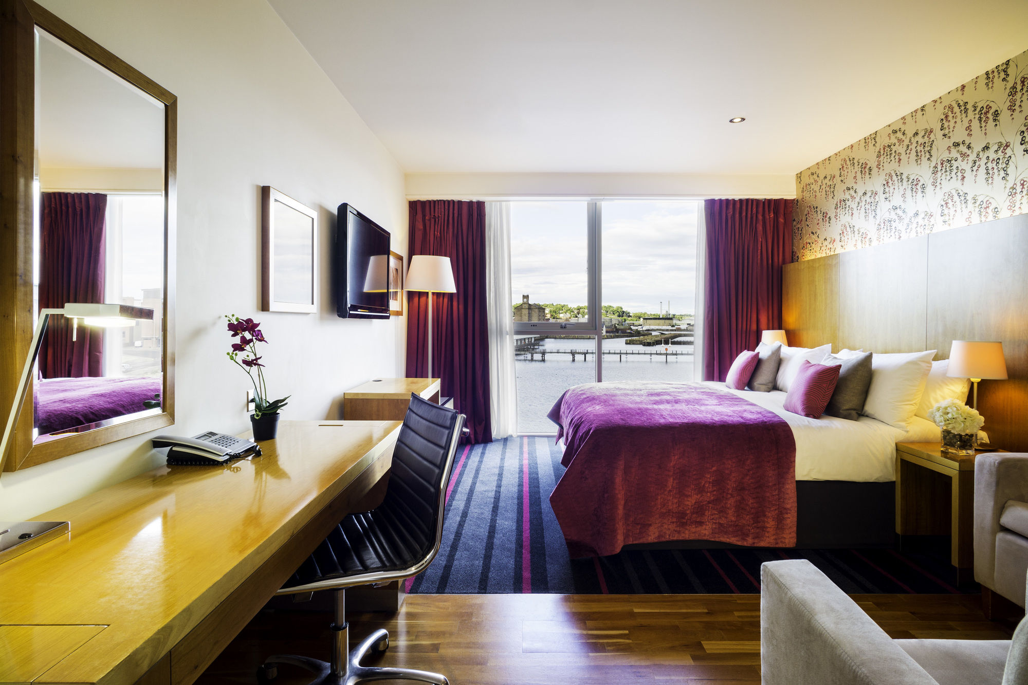 Фото Apex City Quay Hotel & SPA