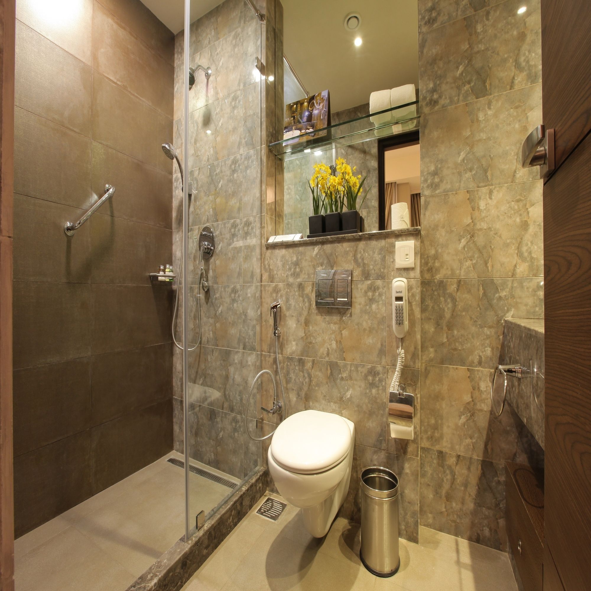 Фото Peerless Hotel Kolkata