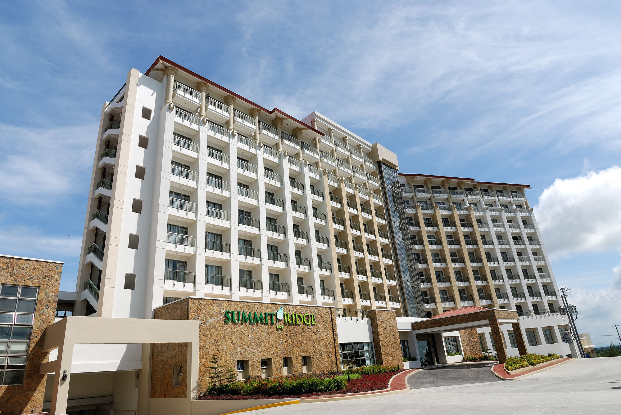 Фото Summit Ridge Tagaytay