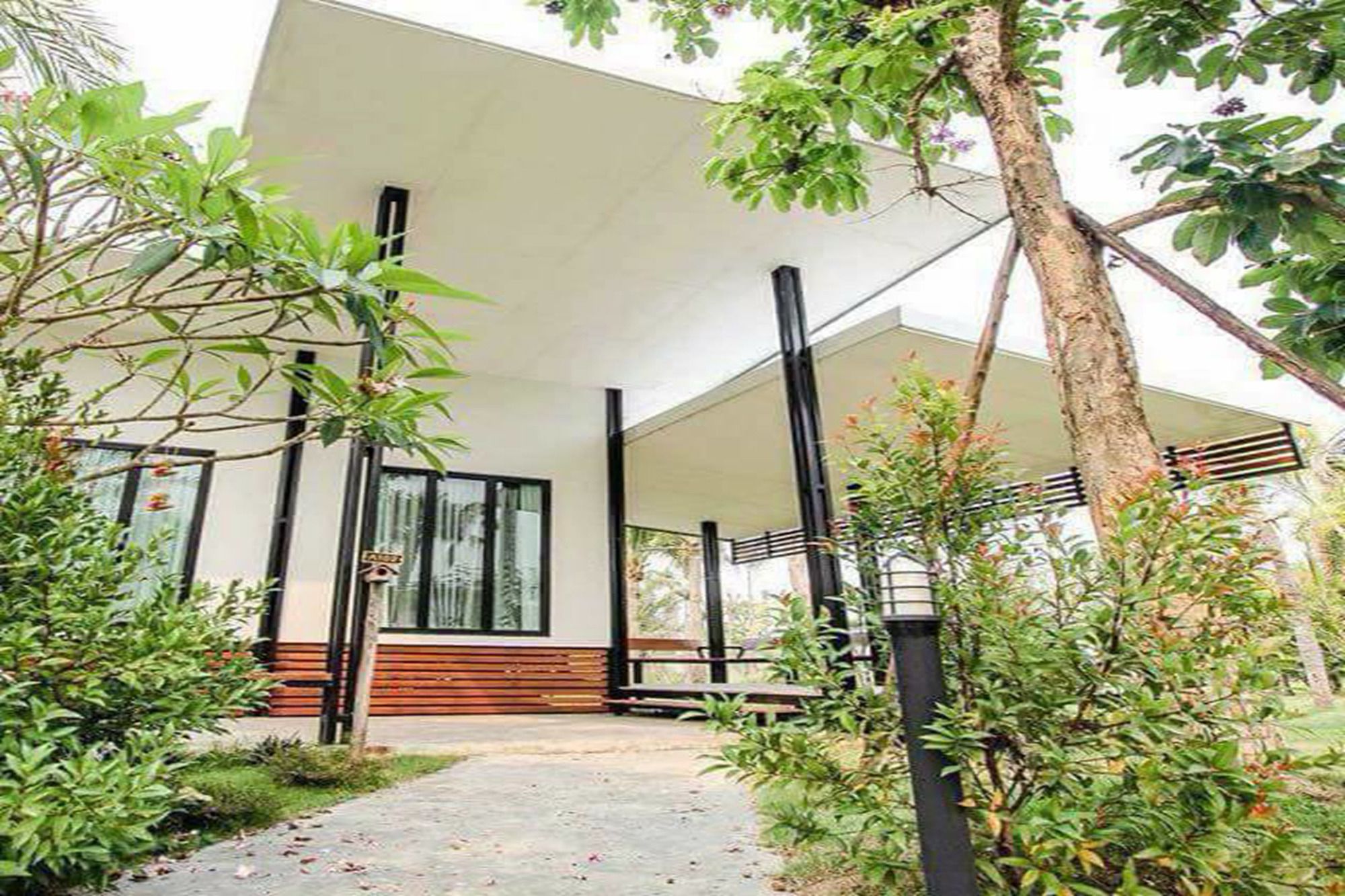 Фото Gym Bangarang Muay Thai And Fitness Resort