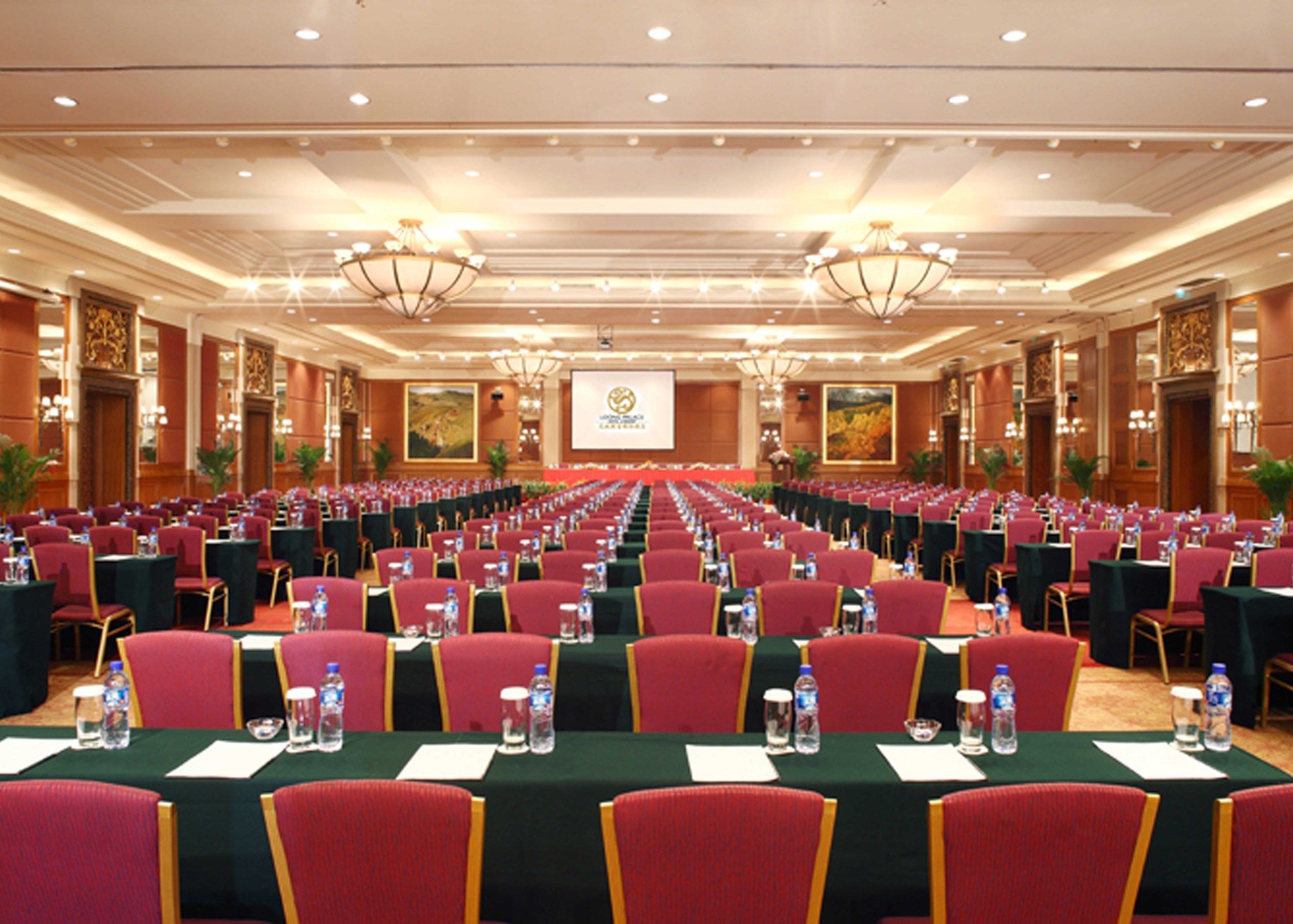 Фото Wyndham Beijing North Hotel