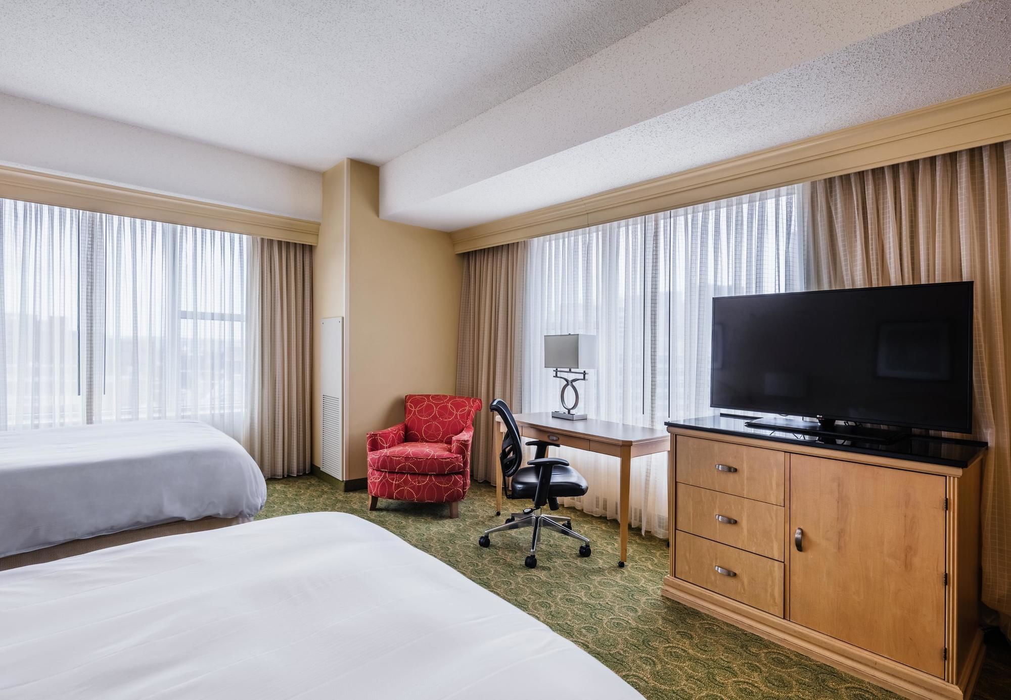 Фото Graduate Cincinnati