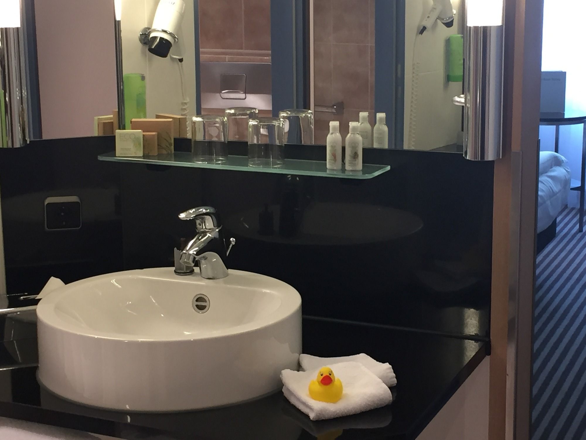 Фото Movenpick Hotel Munchen Airport