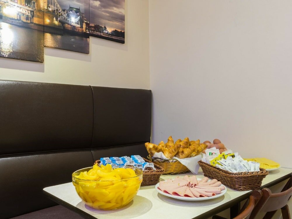 Фото Notting Hill Gate Hotel