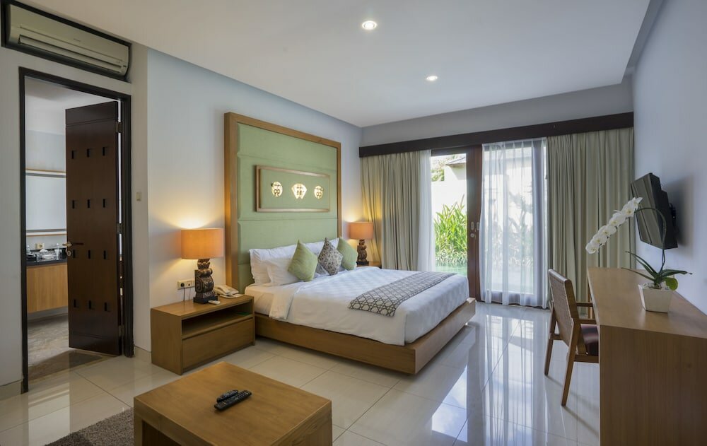 Фото Pradha Villas Seminyak