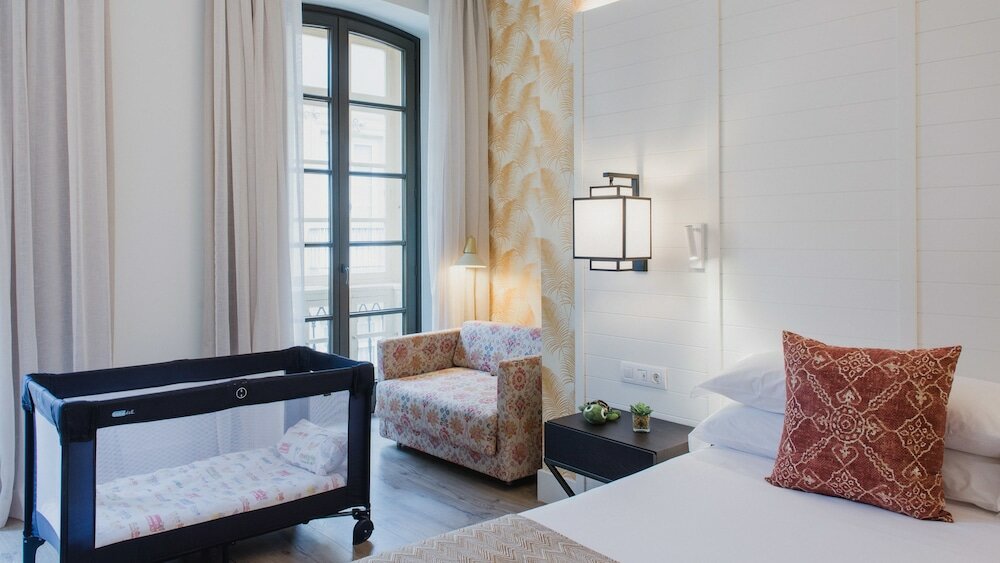 Фото Hotel Molina Lario