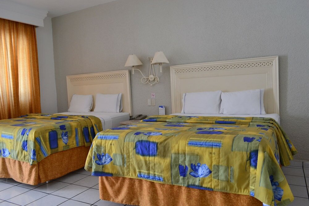 Фото Hotel Maria Isabel