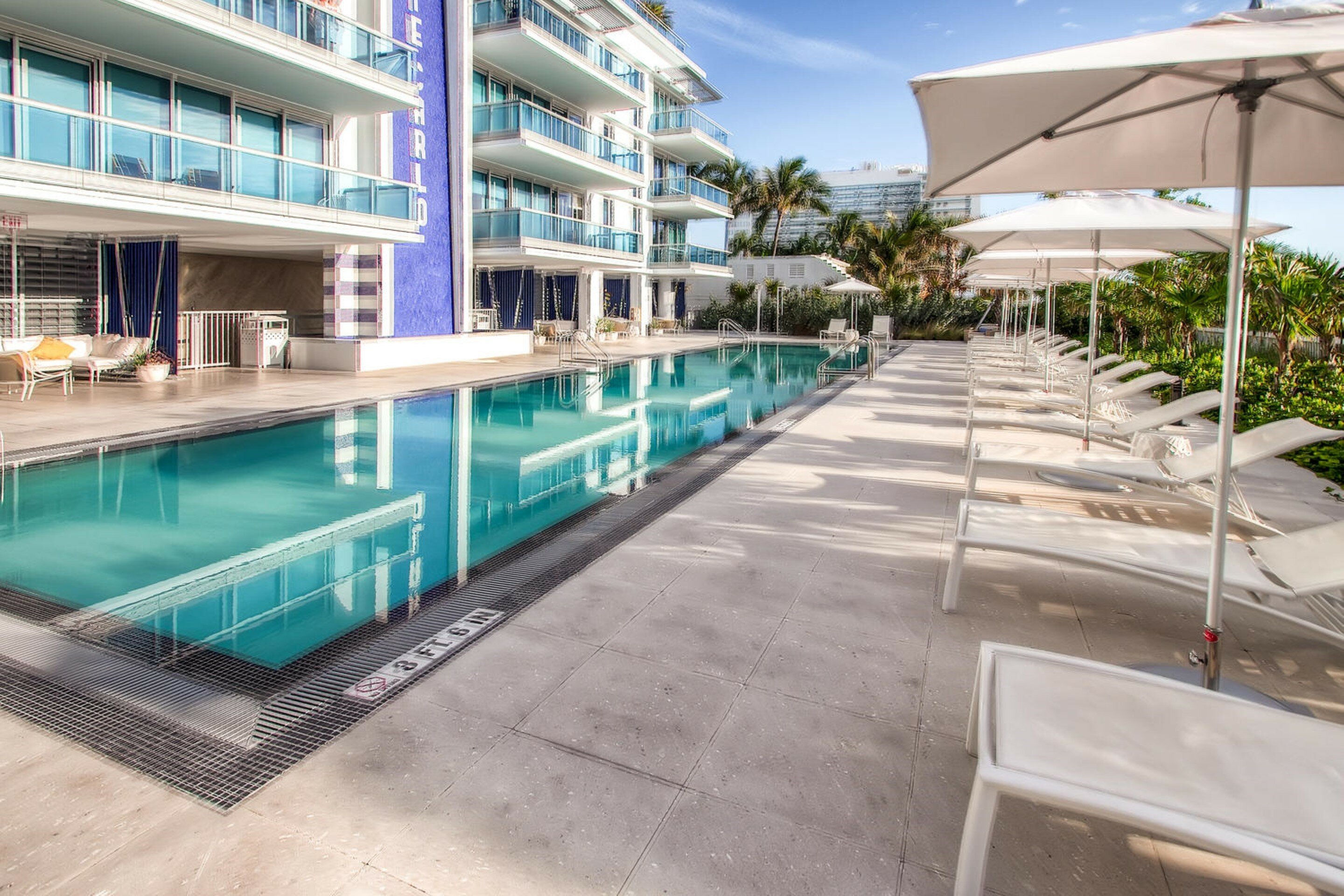 Фото Churchill Suites Monte Carlo Miami Beach