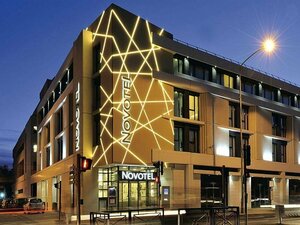отель Novotel Avignon Centre