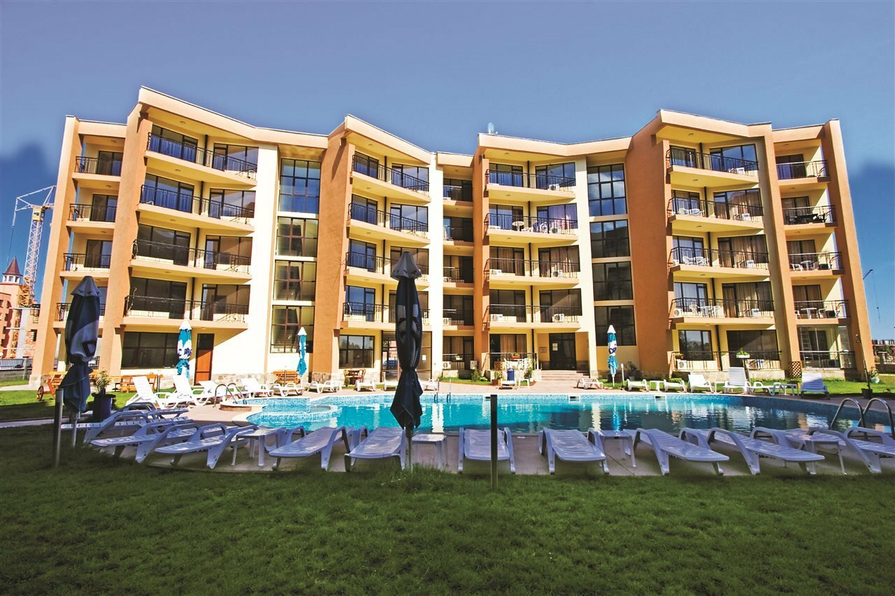 Фото отеля 1